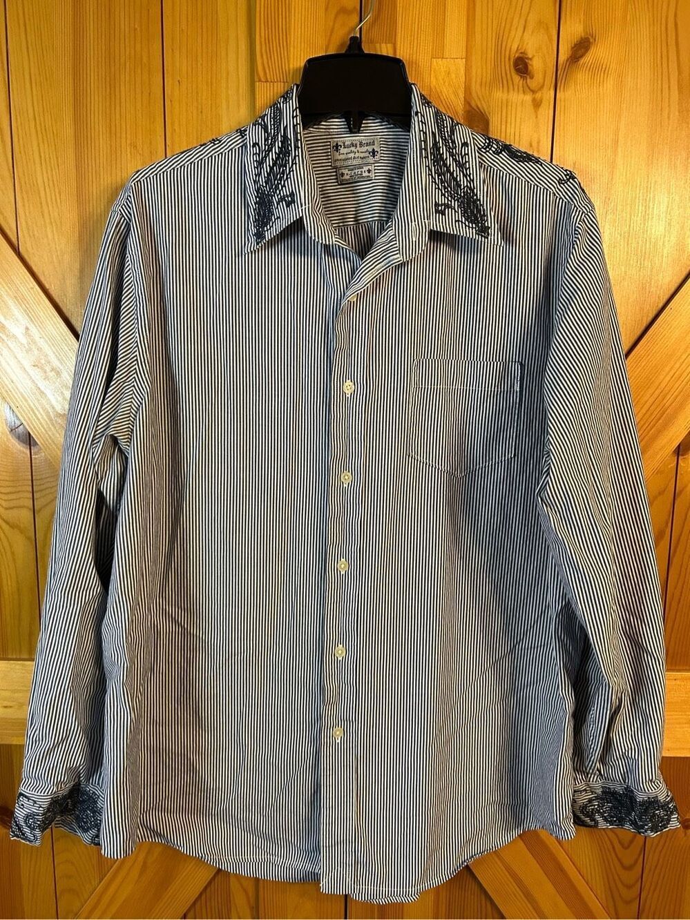 Lucky Brand 100% COTTON black striped, Embroidered Striped Size XL (0387)
